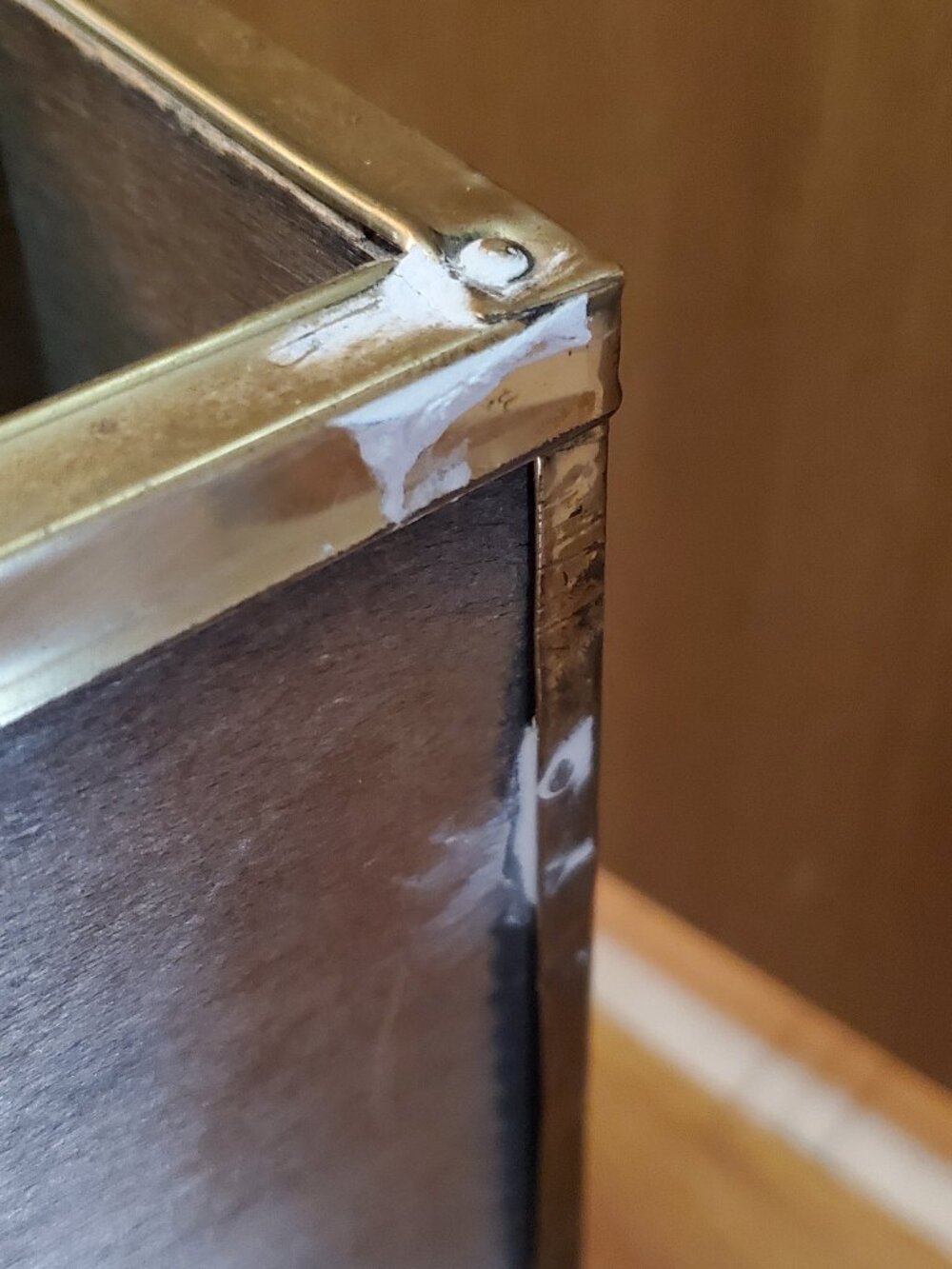 embossed brass and wood magazine rack, English mid-century home decor - Picture 12 of 16